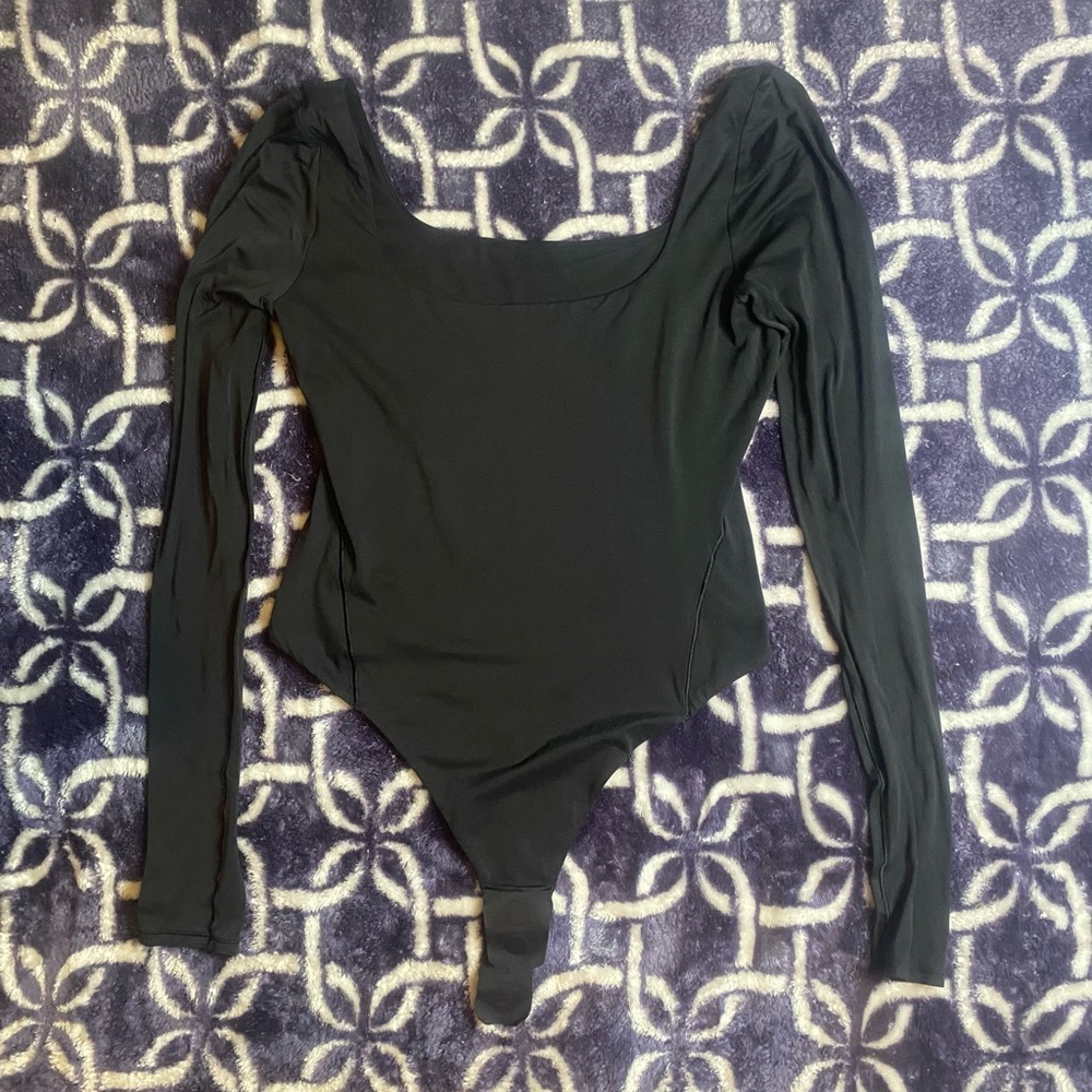 Lululemon Athletic Black Long Sleeve Bodysuit